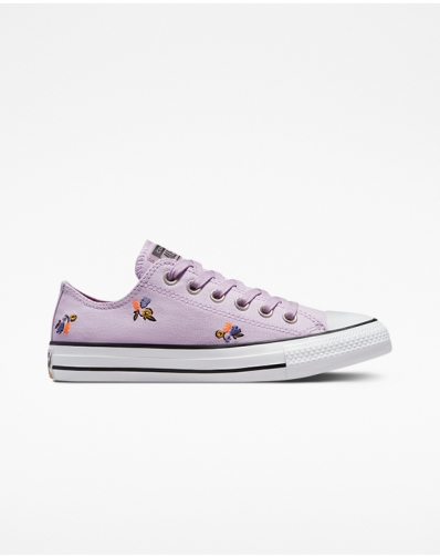 CHUCK TAYLOR ALL STAR WOMEN'S HISTORY MONTH Ox